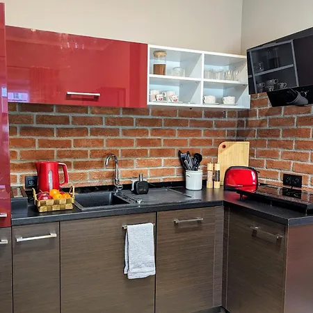 Bella Luna Luxury - Chic In Historic Square Apartamento *